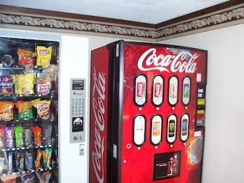 Americas Best Value Inn & Suites - Warren / Detroit 2/25