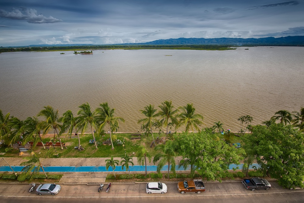 Phuglong Luxury Hotel 44/50