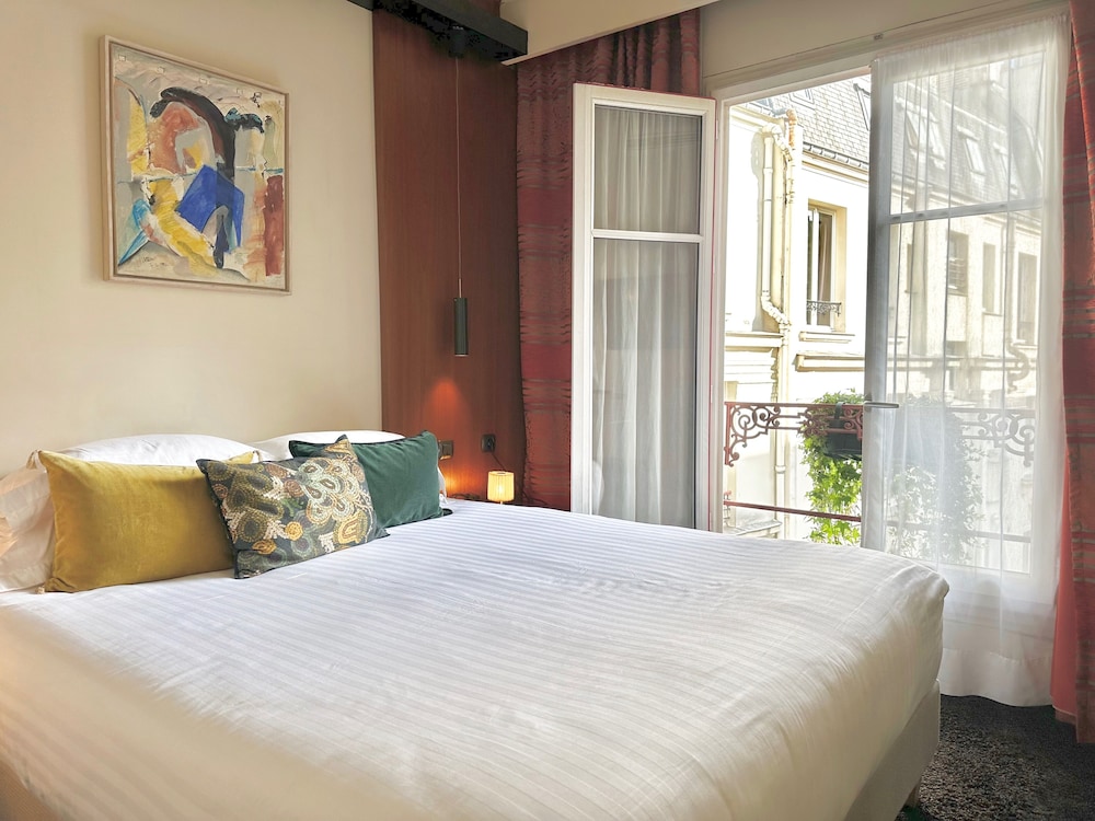 SUPERIOR, DOUBLE BED