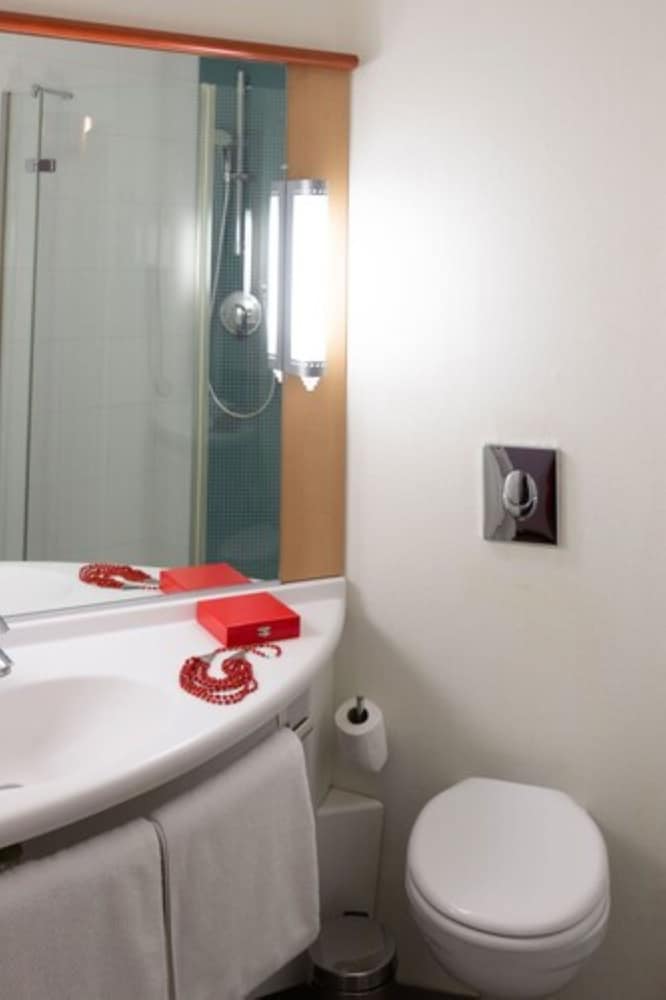 Ibis Tunis 69/70