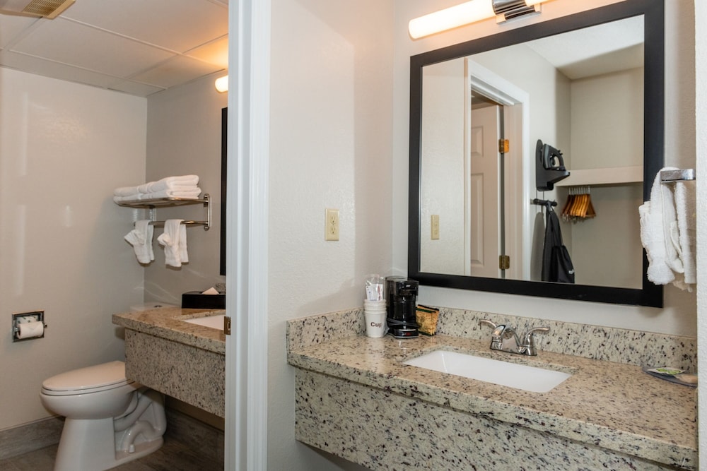 Twin Mountain Inn & Suites 18/71