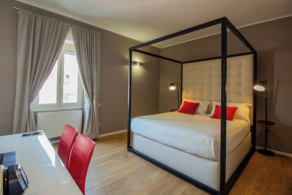 Album Boutique Rooms 5/50