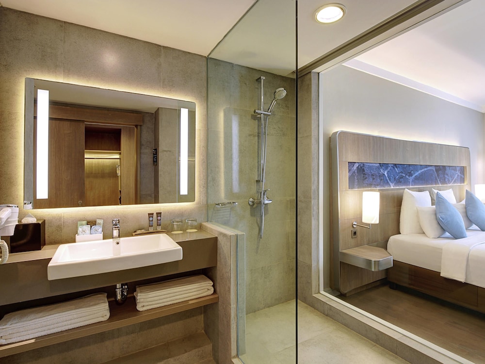 Novotel Jakarta Mangga Dua Square 71/71