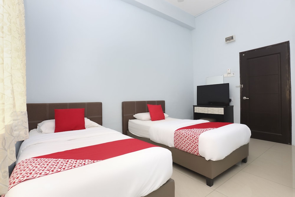 DELUXE, TWIN BEDS