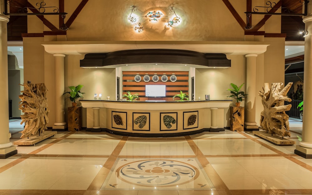 Oasis Hotel Restaurant & Spa 6/36