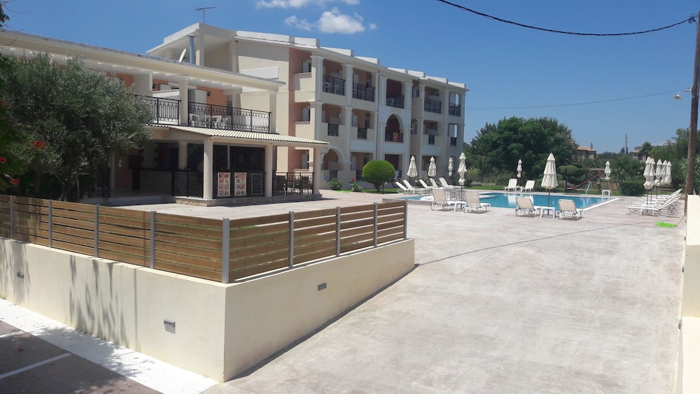 Jenny Hotel 1/50