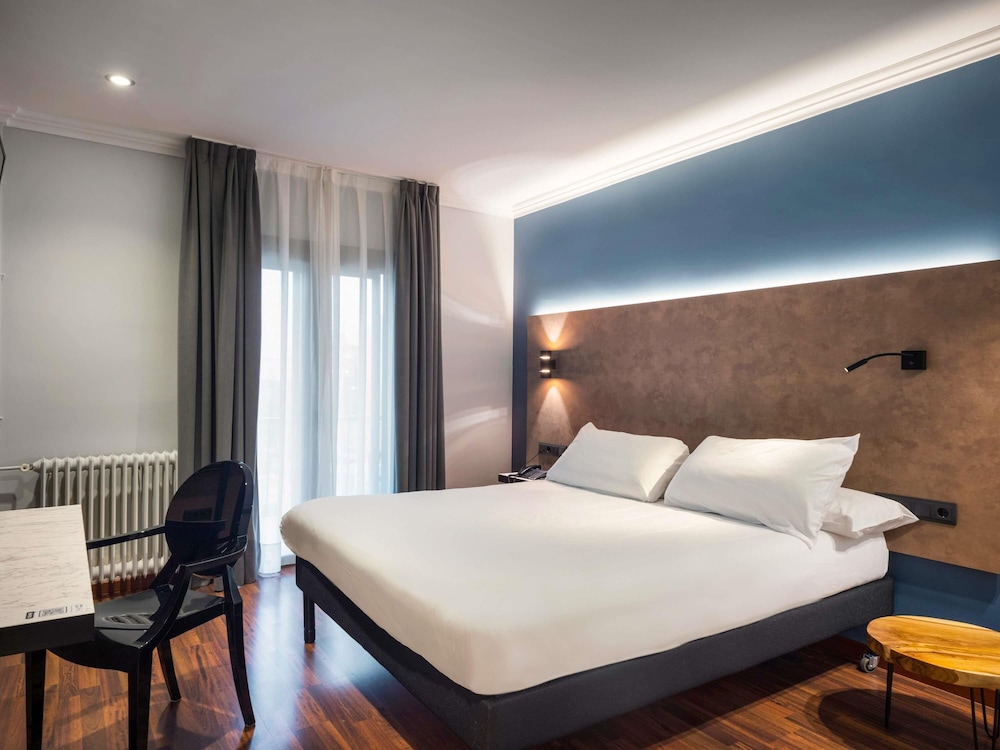 ibis Styles Figueres Ronda 13/49