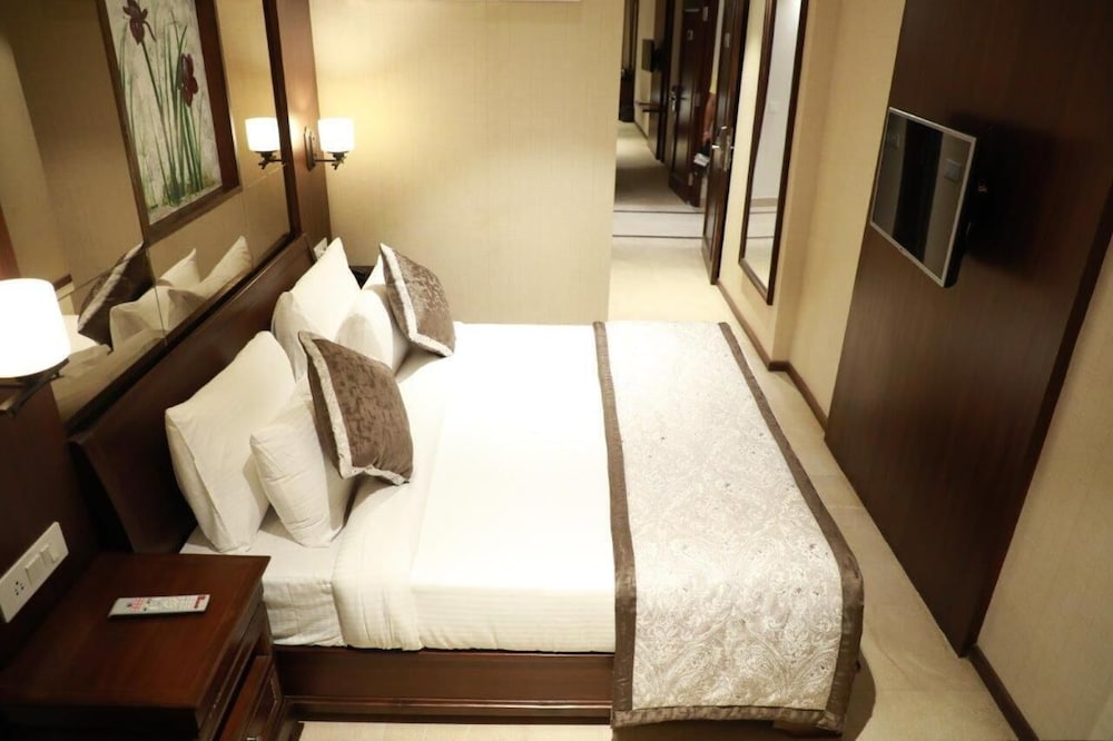 HOTEL GOLDEN TOWER. 22/42