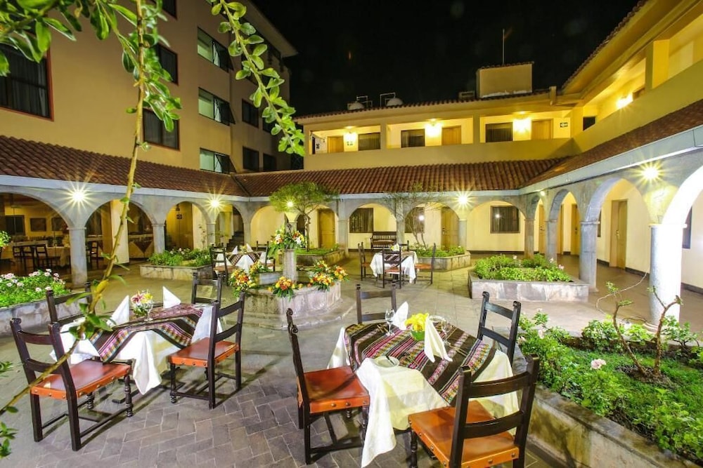 Jose Antonio Cusco Hotel 39/50