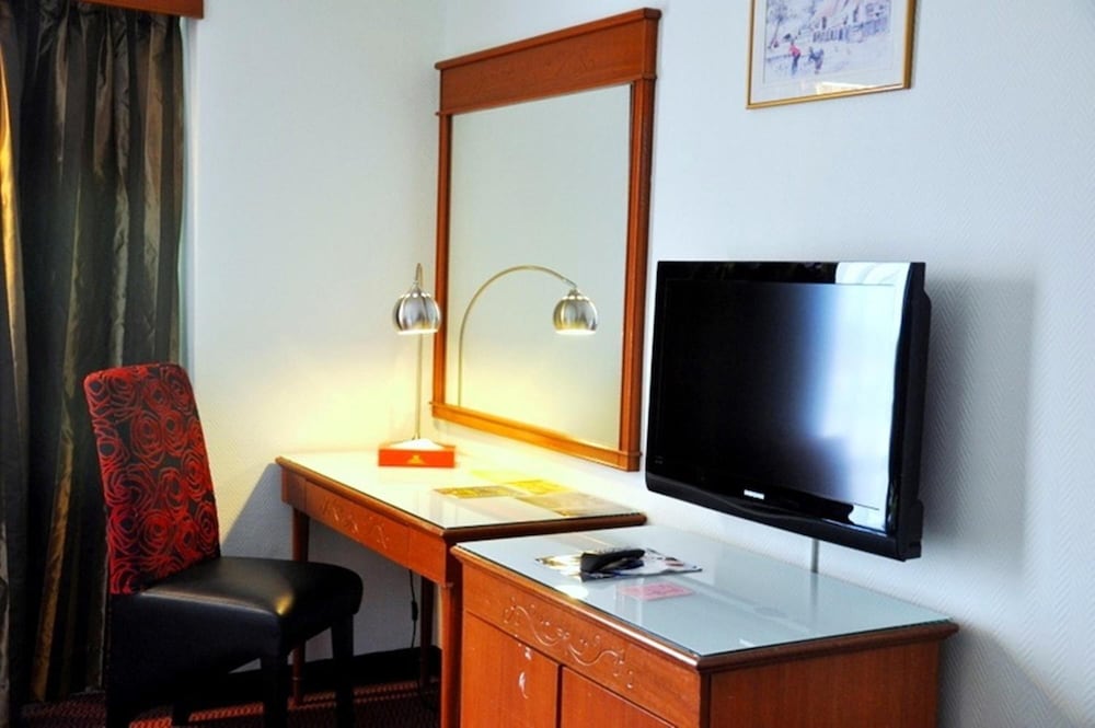 Hotel Grand Continental Kuantan 42/48