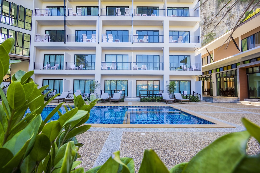 ANDAMAN PEARL RESORT 10/67