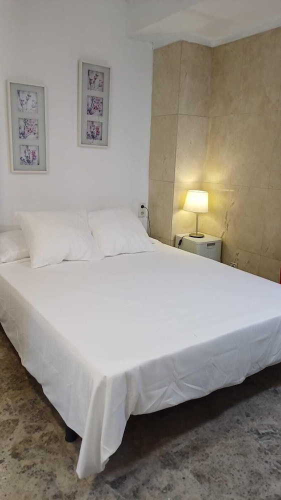Hostal estudios 4/48