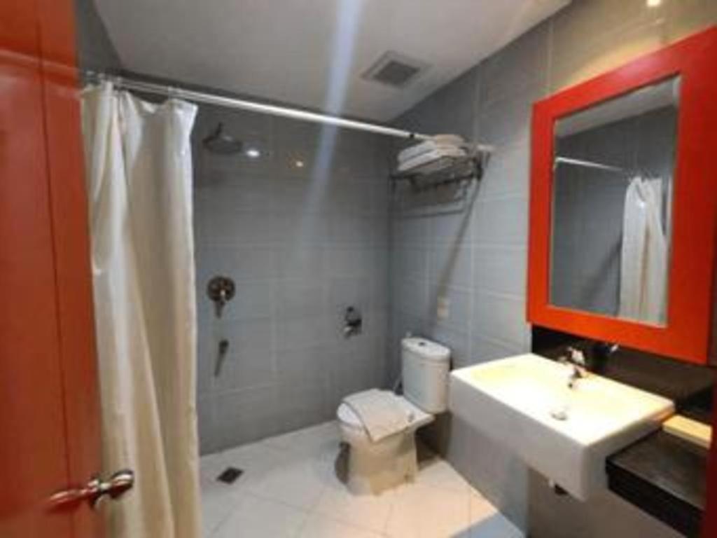 Jelita Bandara Banjarbaru 37/39