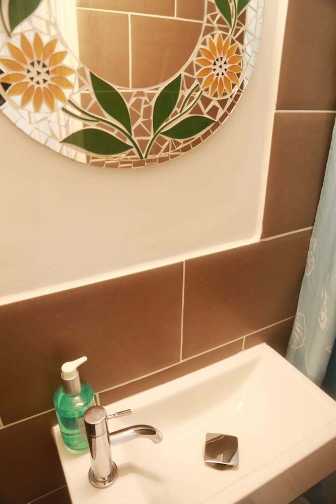 Motel Schmotel 60/64