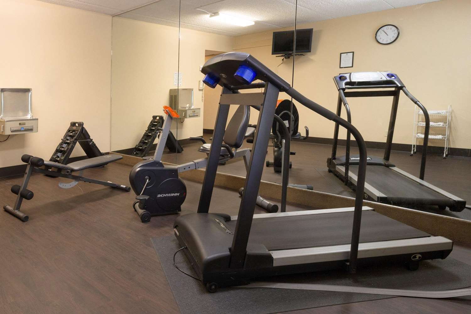 Comfort Inn & Suites Syracuse-Carrier Circle 23/42