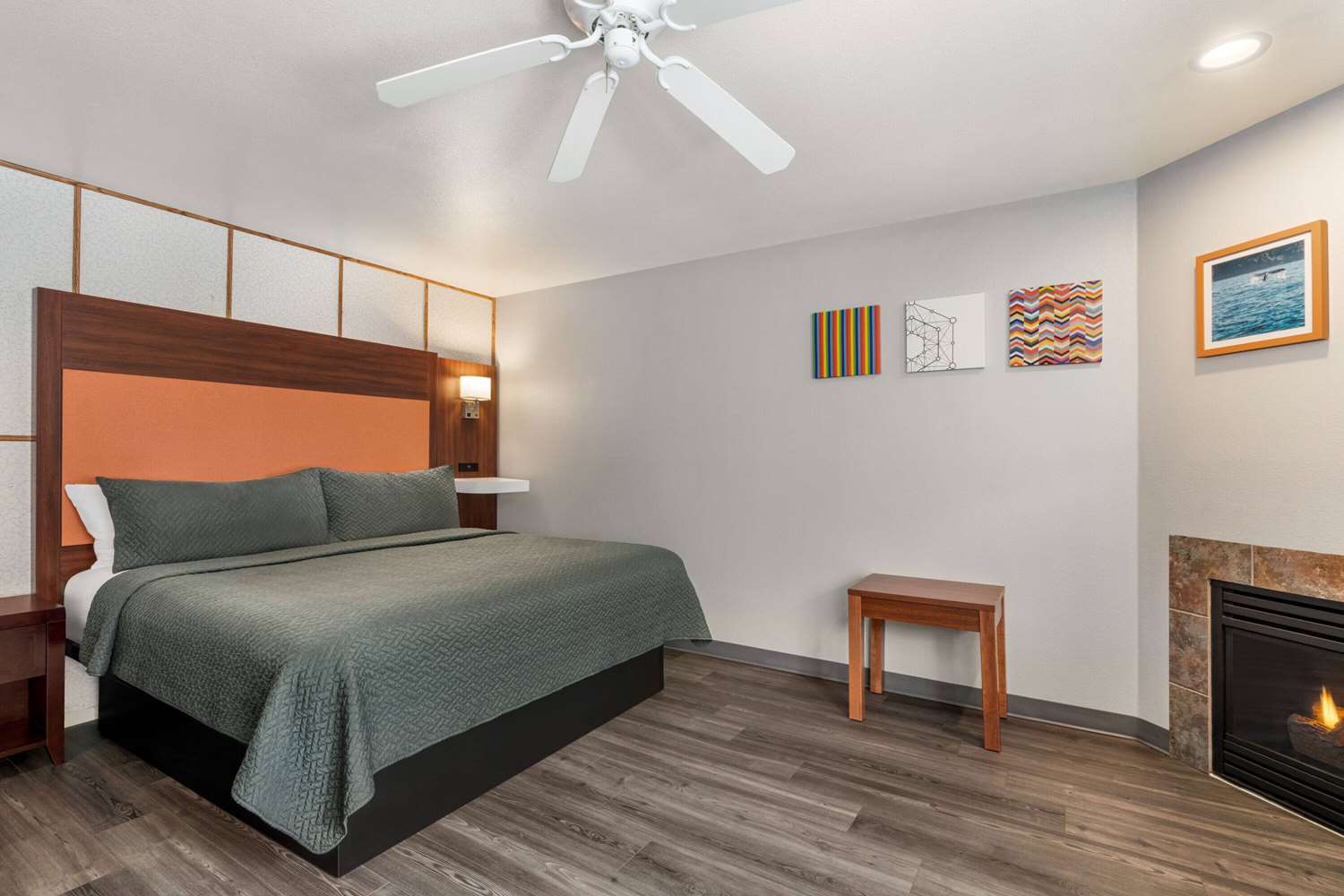 Travelodge By Wyndham Depoe Bay 11/50