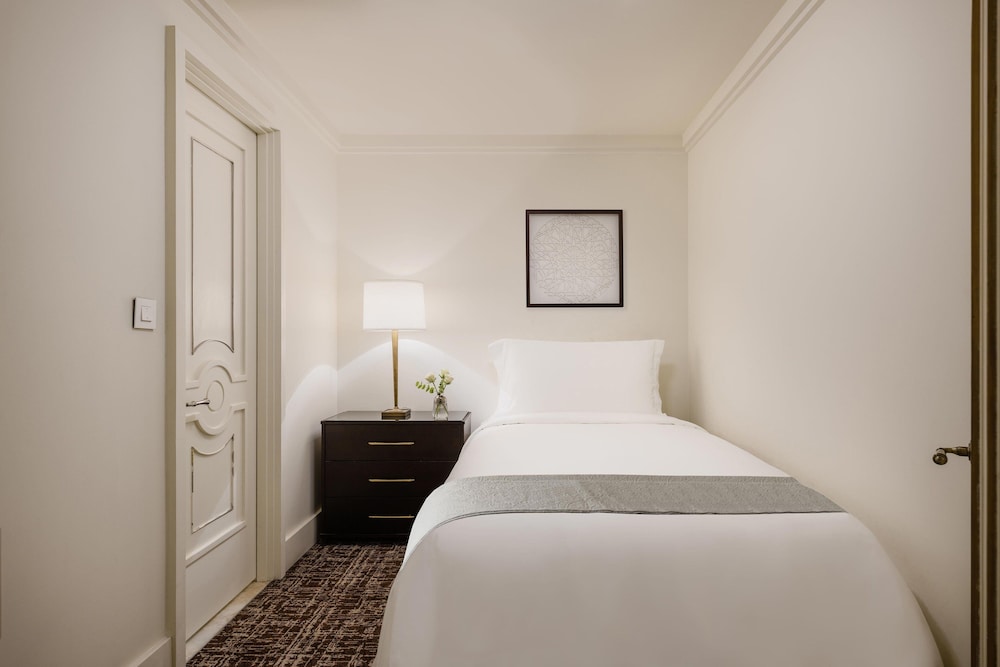 The St. Regis Cairo 13/82