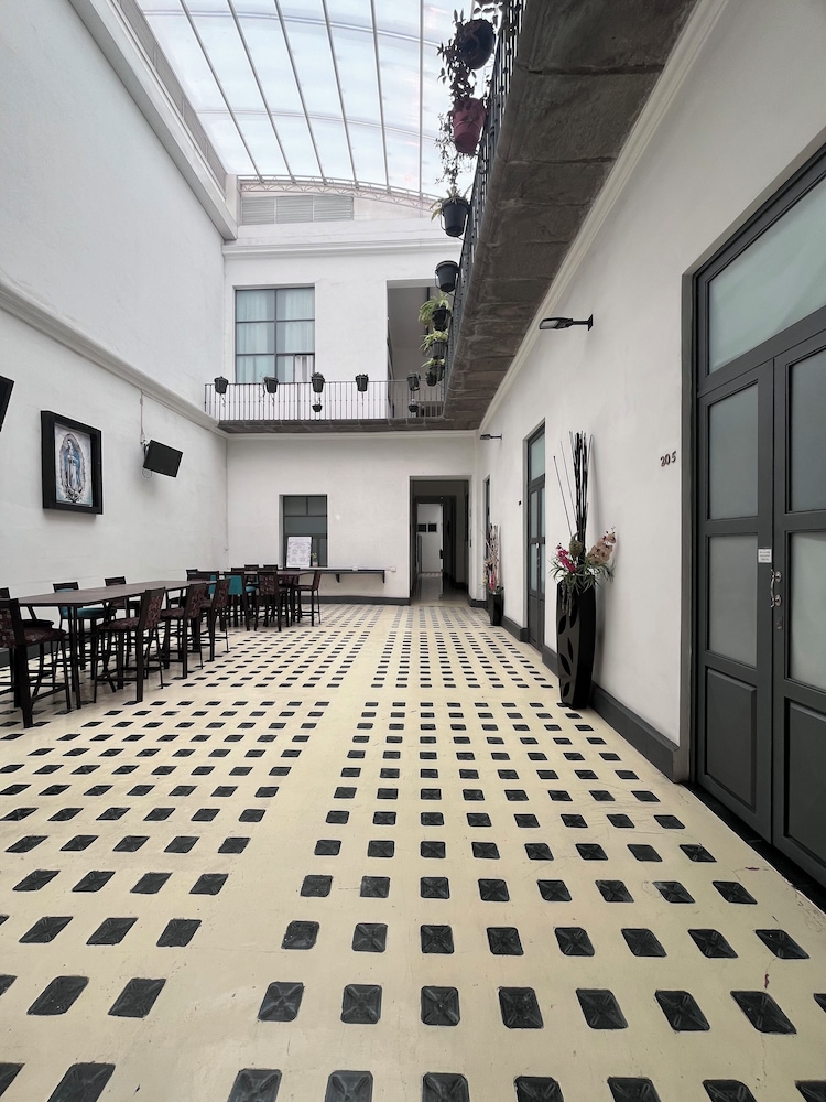 Hotel Alhaja 44/50