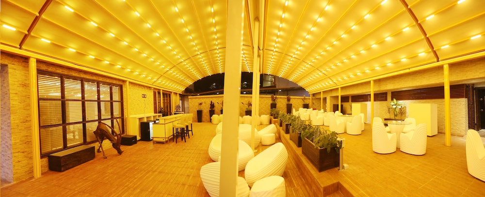Wells Carlton Hotel and Apartment Abuja 28/57