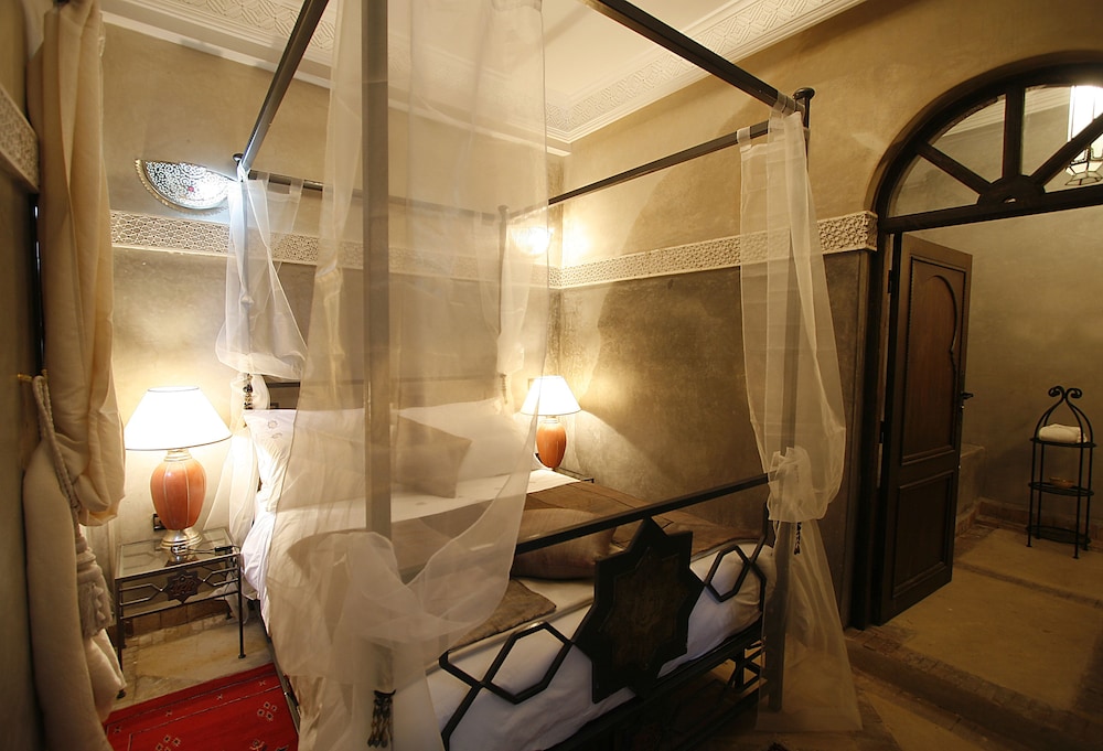 RIAD AL RIMAL 26/50