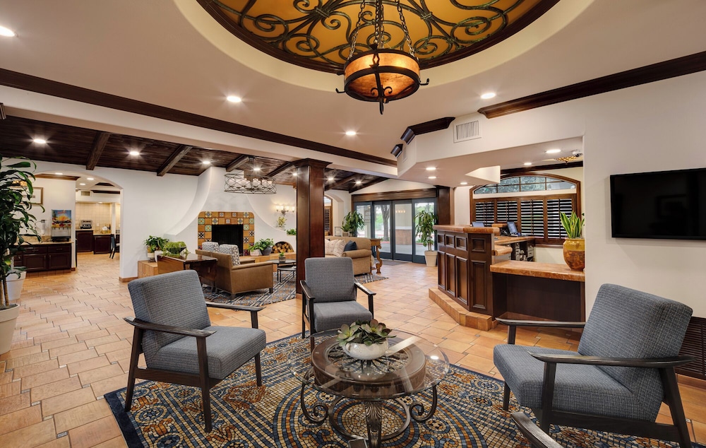 Ayres Hotel Redlands 16/38