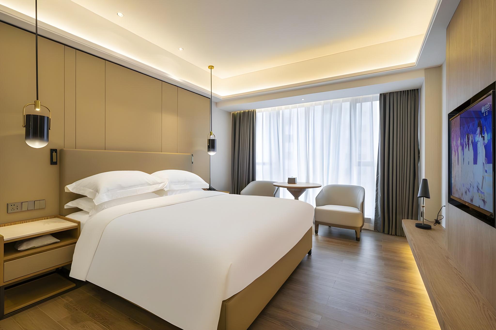Boutique, Queen Bed