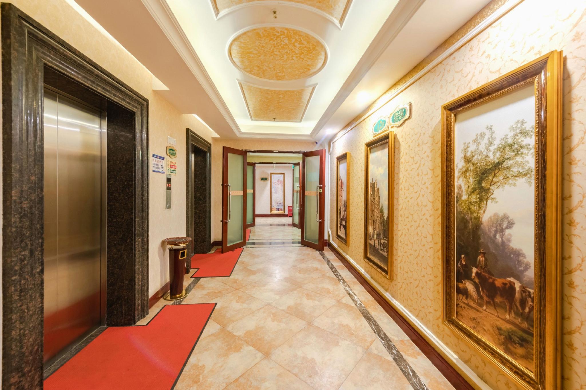 Vienna Hotel(Shenzhen Yanchuan Road Branch) 16/35