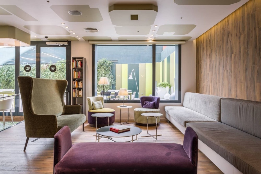 Room Mate Pau 42/67