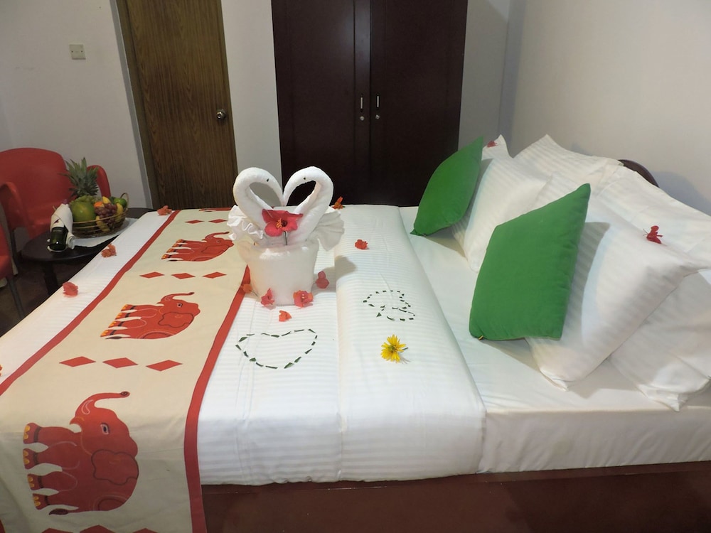 Capital Regency Hotel 13/44