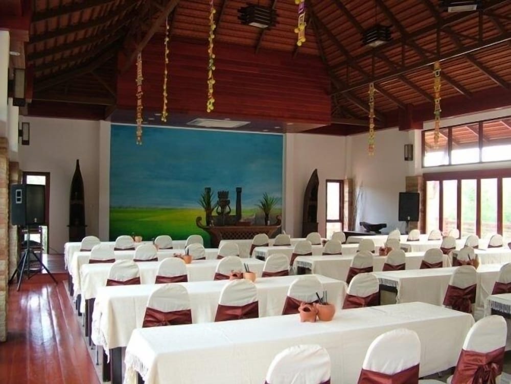 PhuNaCome Resort 39/49