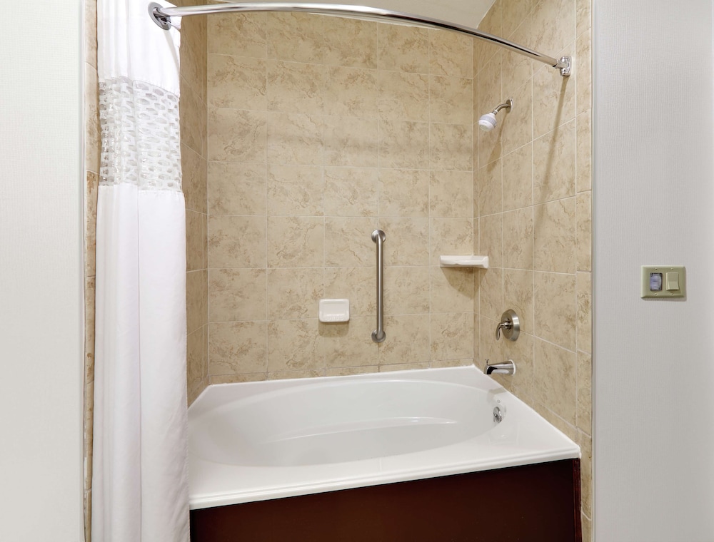 Hampton Inn Suites Abilene I-20 24/65