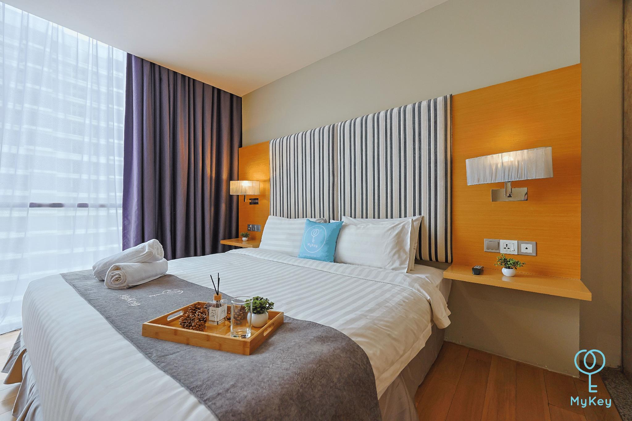 Premier, King Bed