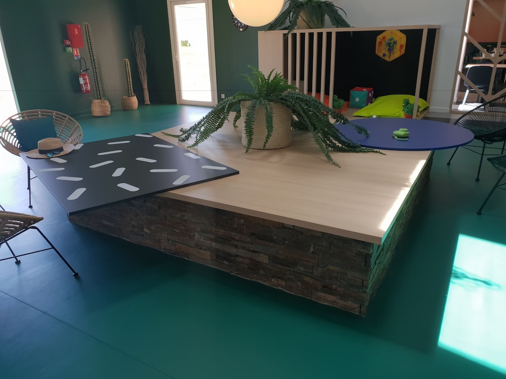 Ibis Styles Marseille Plan De Campagne 63/70