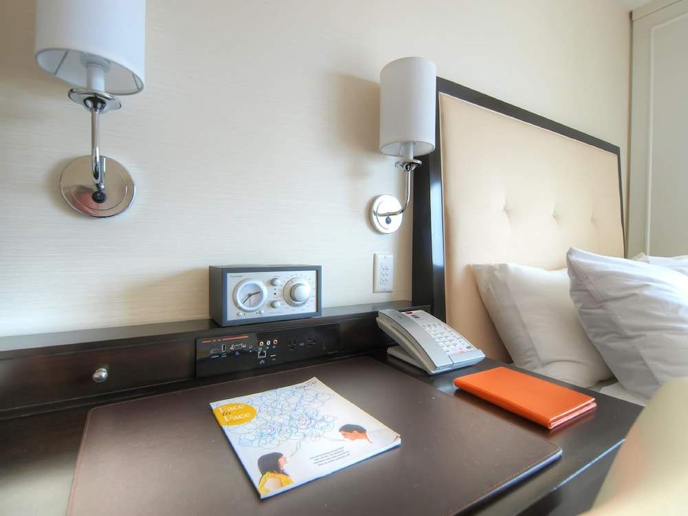 The H Hotel 40/42