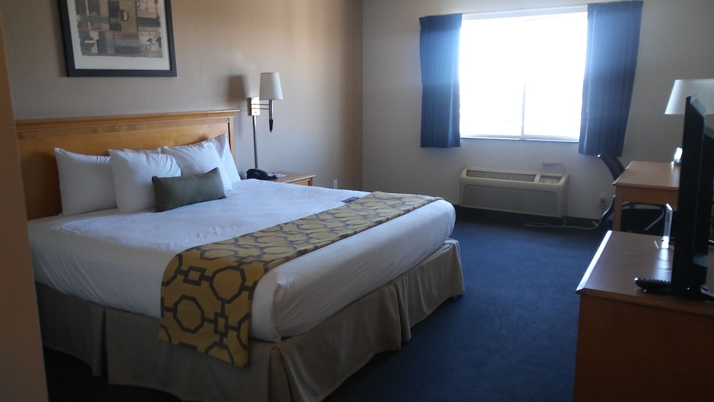 Baymont By Wyndham Indianapolis Northeast 14/45