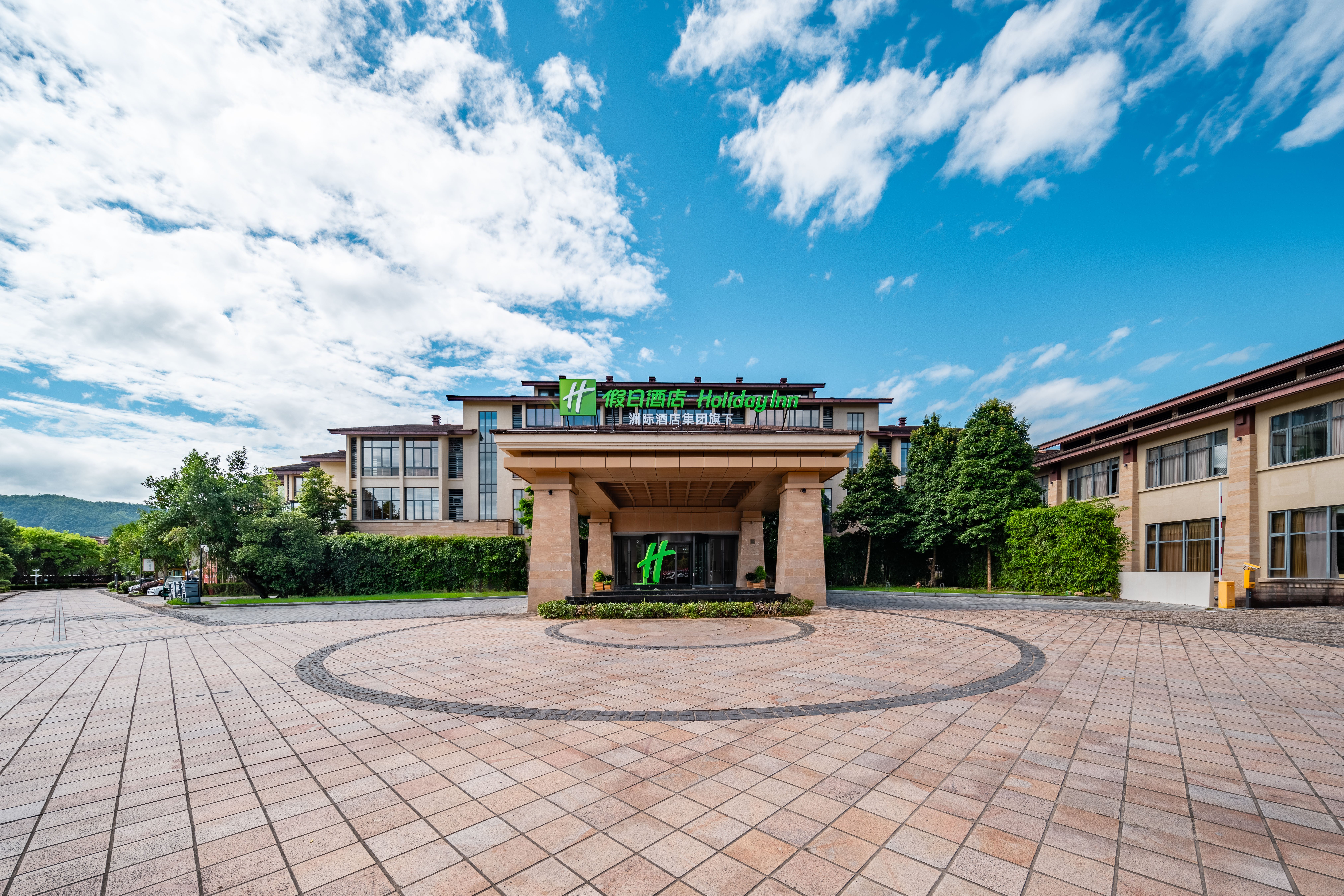 Holiday Inn Wuyi Mountain Water Village 28/32