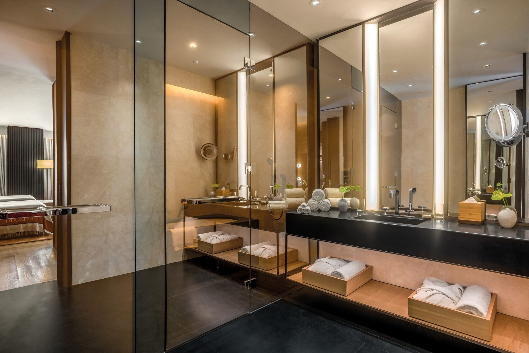 غرفة ديلوكس بسريرين مزدوجين بإطلالة على المدينة، The Bulgari Hotel Beijing 5/6