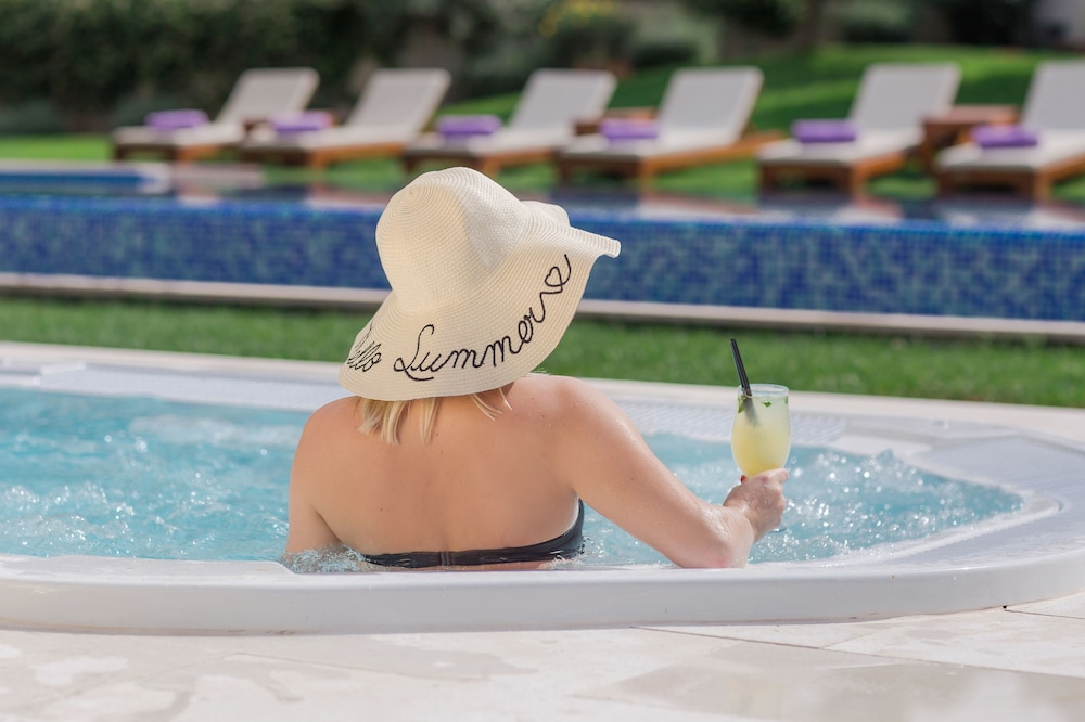 Hotel Salona Palace 27/70