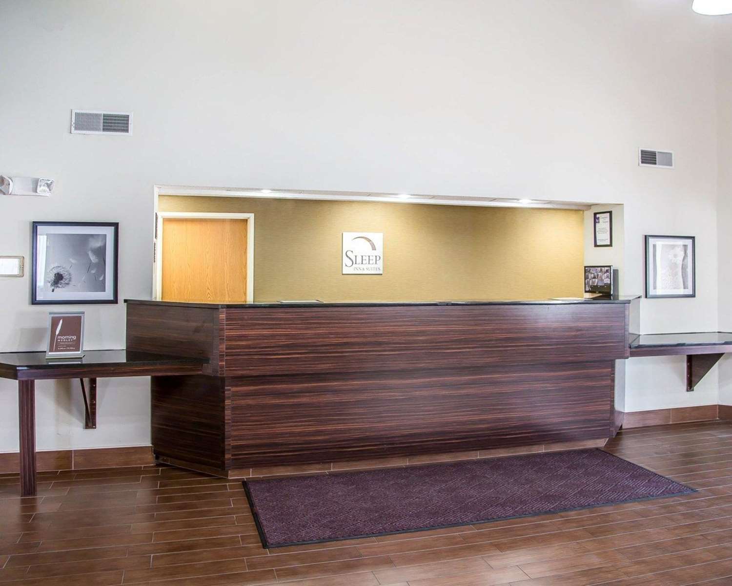Sleep Inn & Suites Davenport - Quad Cities 2/19