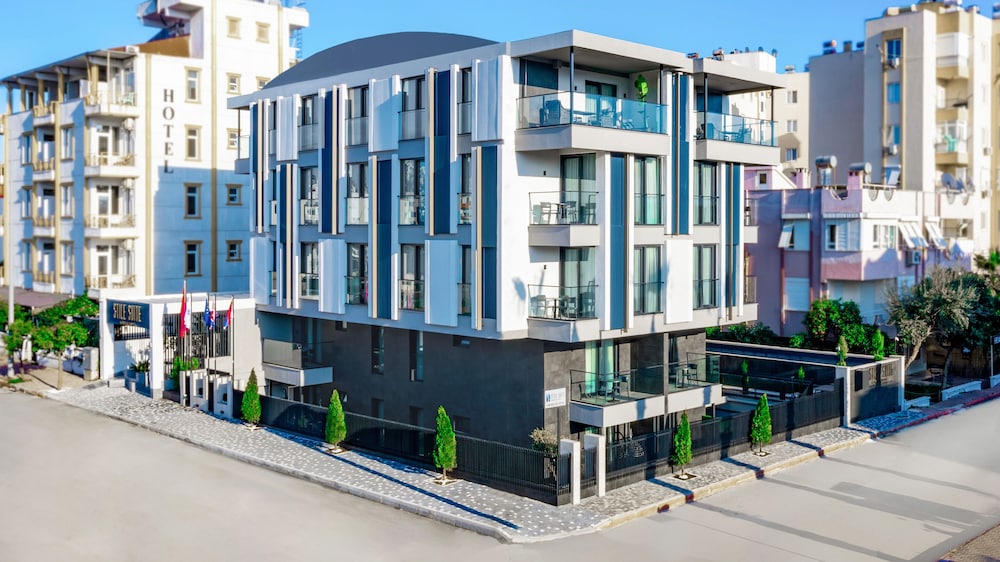 Stile Suite Marine Hotel 44/50