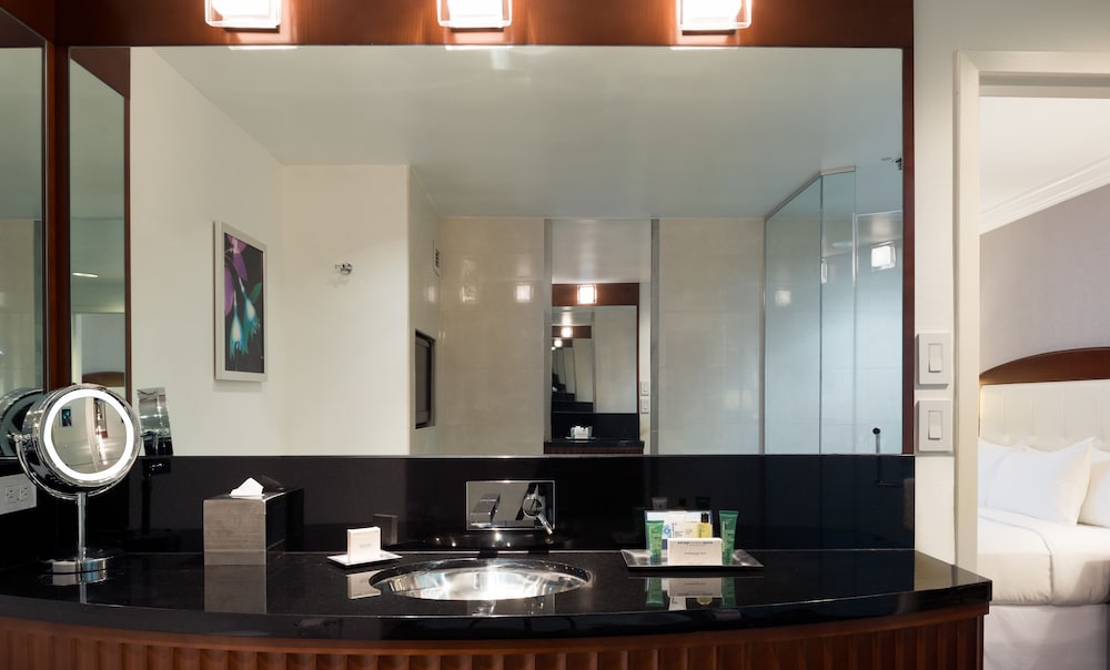 Hilton Charlotte Uptown (ex Hilton Charlotte Center City) 28/82