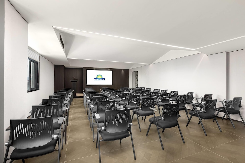Days Hotel by Wyndham Zhuzhou Liling 26/30
