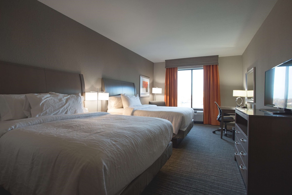 Hilton Garden Inn Bolingbrook I-55 17/79