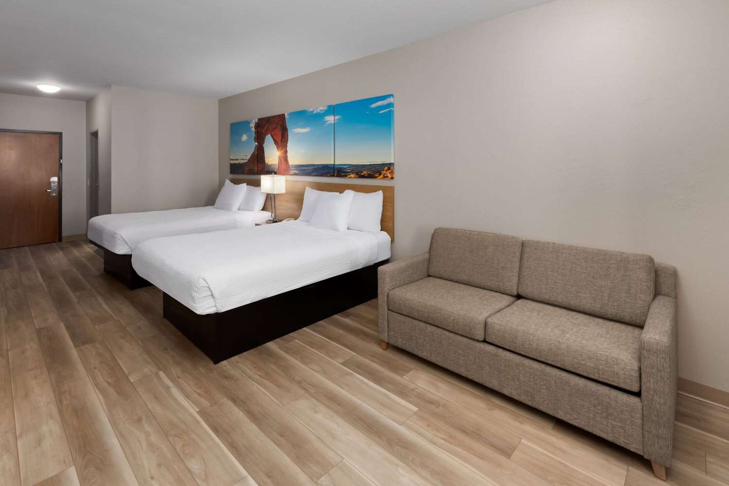 Days Inn By Wyndham Oklahoma City 7/24