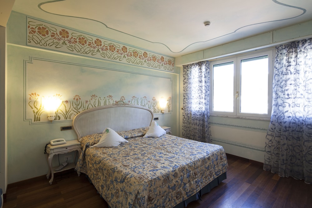 Suite Nettuno 11/60