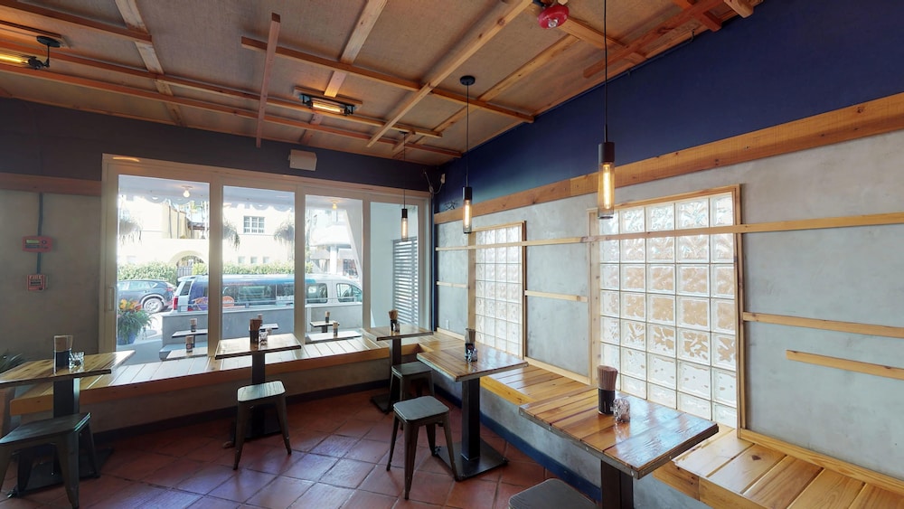 Rock Hostel 35/63