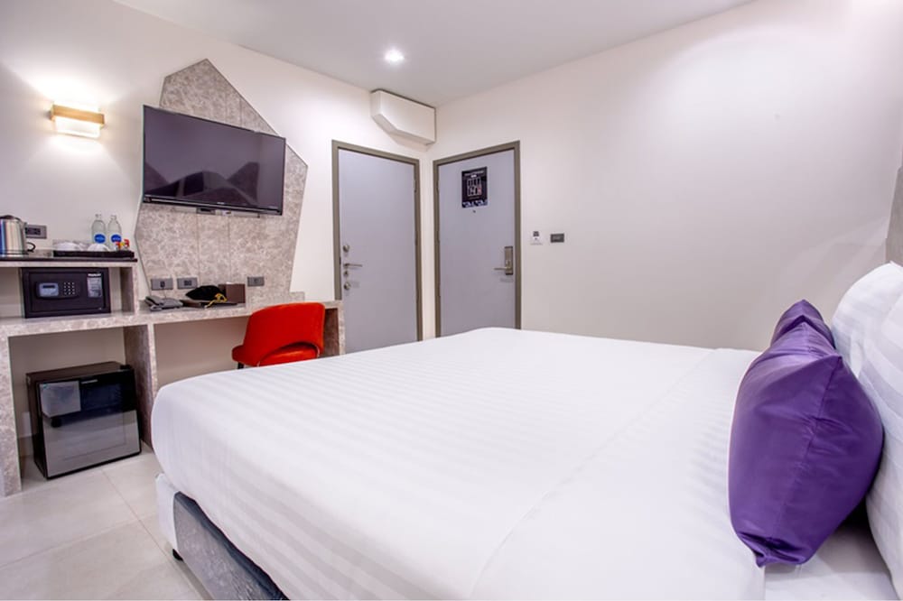 Spittze Hotel Pratunam 14/50