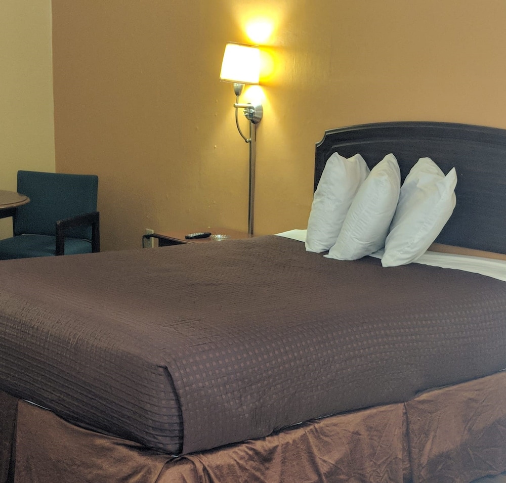 Loyalty Inn Rockingham 17/32
