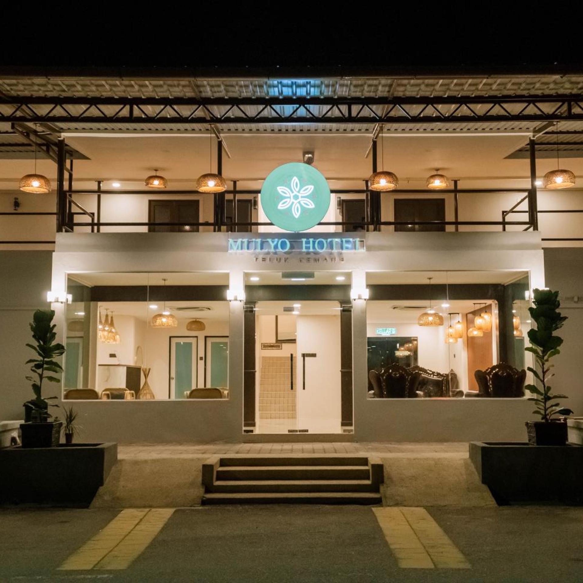 Mulyo Hotel 6/50