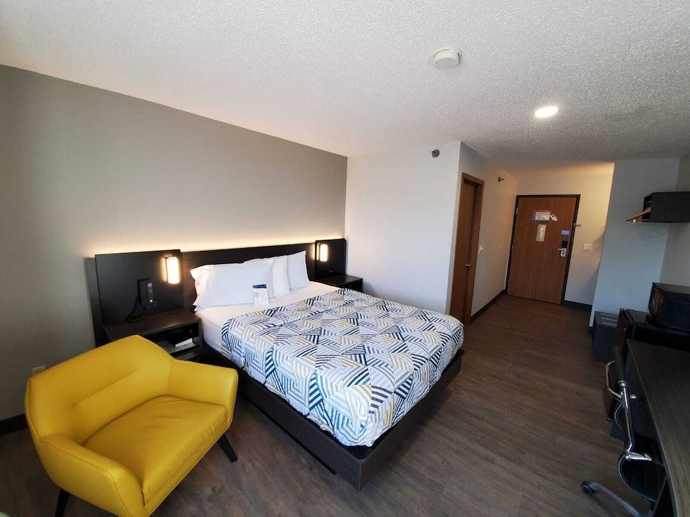 Motel6 Kewanee, IL 6/62